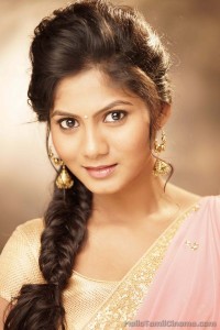 ActressShruthi17
